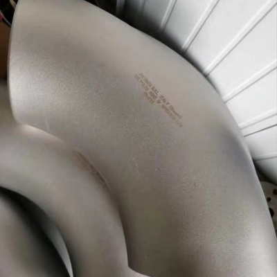 Gomito di saldatura di acciaio al carbonio di grado che timbra il gomito antiurto 60 dell'inferriata del gomito della scala del gomito della colonna del ferro del gomito