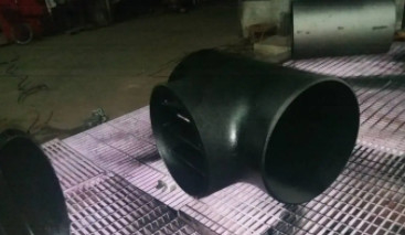 I montaggi ASME/ANSI B16.9 di estremità hanno escluso il T ASTM/UNS Monel K-500 8" x 8" Sch80 N05500