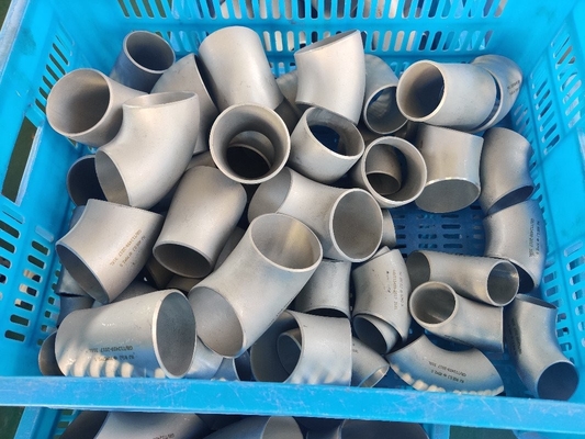 TOBO 8" curvatura calda di induzione 22,5 gradi, Sch 40, gomito di 3D ASTM A106 gr. B