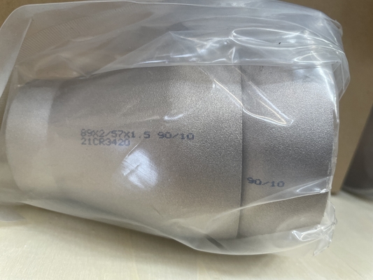 PESI del riduttore di raggiro di BW degli accessori per tubi dell'acciaio legato 3,5 x 3 millimetri 6" X 4"   Riduttore di Cuni 9010