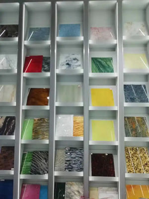 Lastra acrilica colata resistente ai raggi UV GB/T 7134 Lastra acrilica colata con larghezza personalizzata standard per esposizione