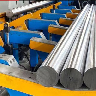Acciaio legato tondo bonificato e rinvenuto prodotto con tecnologia laminata a caldo EAF LF VD progettato per affidabilità in ambito industriale