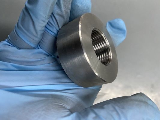 Raccordi per tubi senza saldatura in acciaio legato ASTM A234, gomiti verniciati di nero, tee, riduttori, tappi