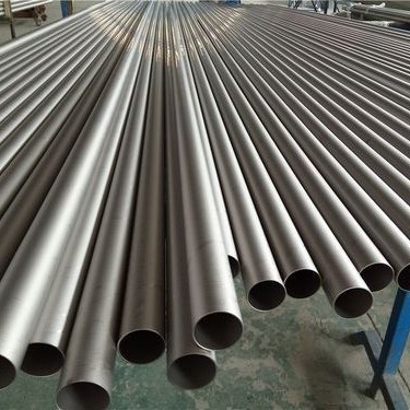 Pipe di lega di titanio lucidate Superficie liscia per varie applicazioni industriali
