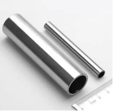 AISI/SATM316 L tubo senza cuciture di acciaio inossidabile verso l'esterno il diametro 40mm, Thinkness 4 millimetri