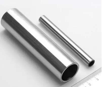 Tubo senza cuciture della lega di nichel di ASTM A335 P5 P91 A213 T5 T91 DN200 SCH40