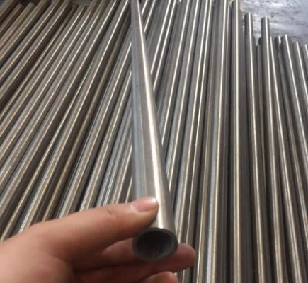 Diametro eccellente 2" del tubo UNS S31803Outer di acciaio inossidabile del duplex spessore della parete Sch-10s