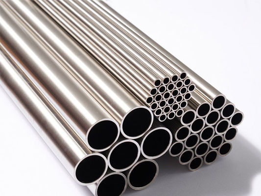 Lunghezza del tubo tubo in acciaio inossidabile super duplex personalizzato adatto alle applicazioni di petrolio e gas resistente alla corrosione