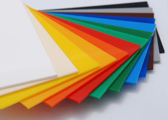 Il bordo di plastica su misura A3 A4 di taglio di dimensione ha lucidato acrilico trasparente dello strato colorato PMMA del perspex 100% il chiaro