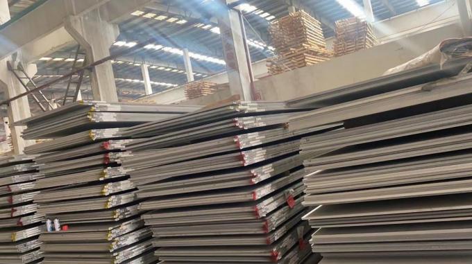 Tubo di acciaio galvanizzato saldato ASTM DIN GB JIS Tubo rivestito senza saldatura per servizi di lunghezza su misura 11